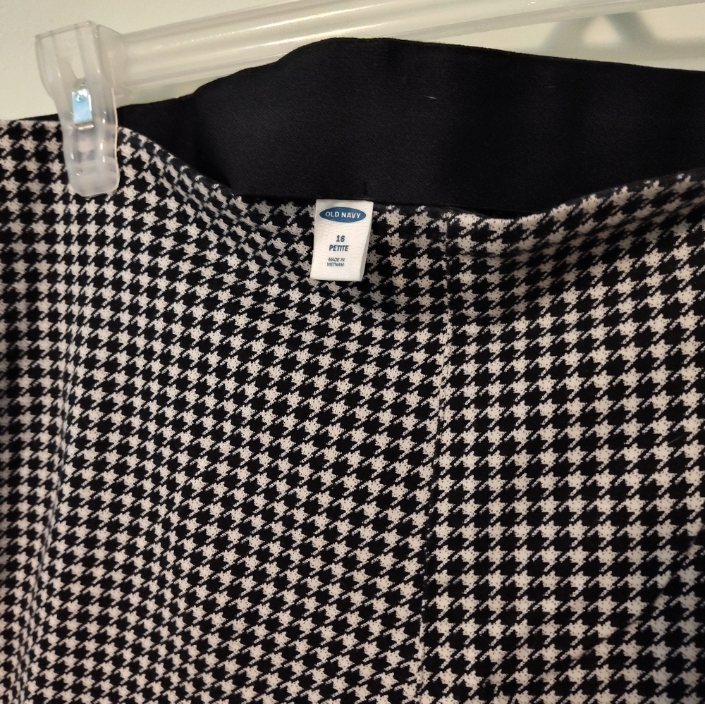 Old Navy Size 16 P